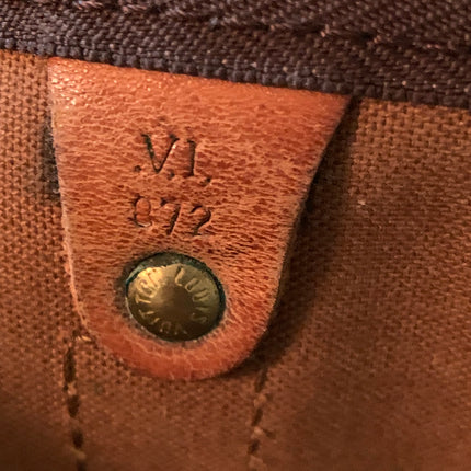 Louis Vuitton Vintage Keepall 55 Monogram Travel Bag