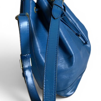 Louis Vuitton Blue Epi Leather Noé GM Bucket Bag