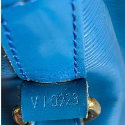 Louis Vuitton Blue Epi Leather Noé GM Bucket Bag