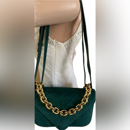 Bottega Veneta Mount Medium Envelope Shoulder Bag in Forest Green Suede